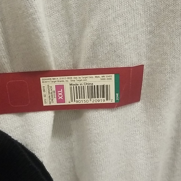 Sweater - Picture 4 of 4